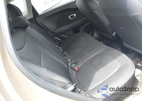 2015 Kia Soul z USA, uszkodzony, nr VIN KNDJN2A27F7220804